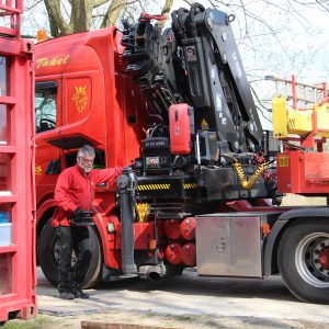 2. Ton van Melis Transport weet wat hij doet. Vaklui, die chauffeurs van Melis!